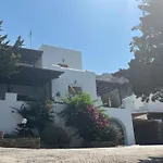 Vakantiehuis Flora's With Plunge Pool *