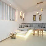 Flora's With Plunge Pool * Agkidia
