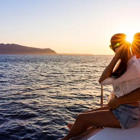 Flora's With Plunge Pool Nyaraló