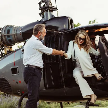 Flora's With Plunge Pool Angídia