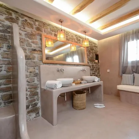 Nyaraló Flora's With Plunge Pool *