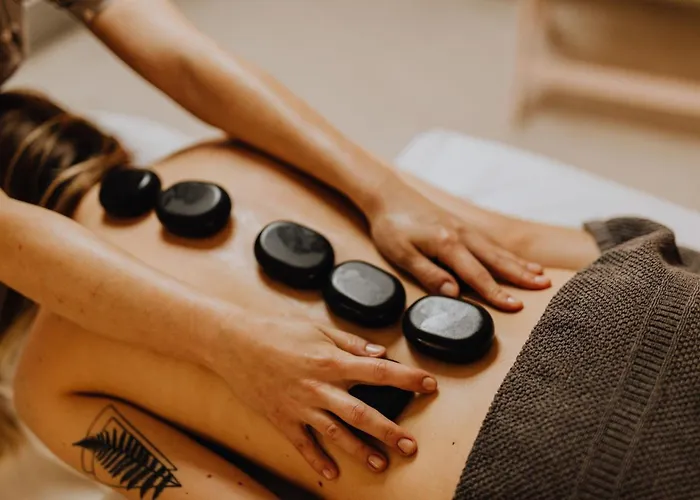 Semesterbostad Flora's With Plunge Pool